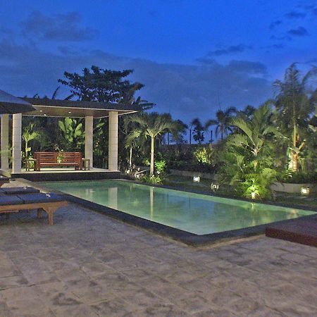 Villa Beachside Gianyar  Exterior photo